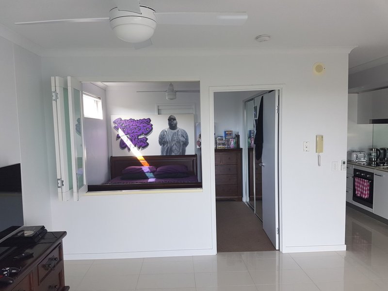 Photo - 206/33-37 Madang Crescent, Runaway Bay QLD 4216 - Image 4