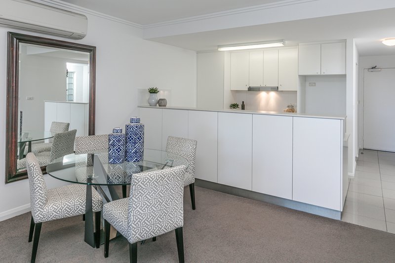 Photo - 206/333 Pacific Highway, North Sydney NSW 2060 - Image 6