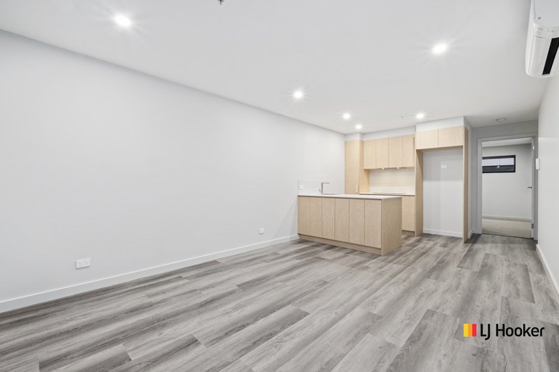 Photo - 206/42 Mort Street, Braddon ACT 2612 - Image 4