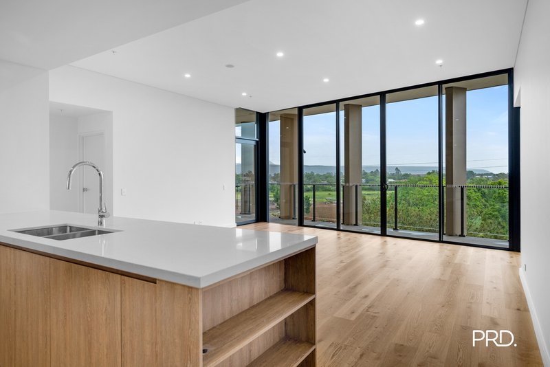 Photo - 206/4B Retreat Drive, Penrith NSW 2750 - Image 2