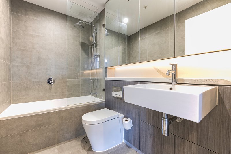 Photo - 206/5 Village Place, Kirrawee NSW 2232 - Image 6