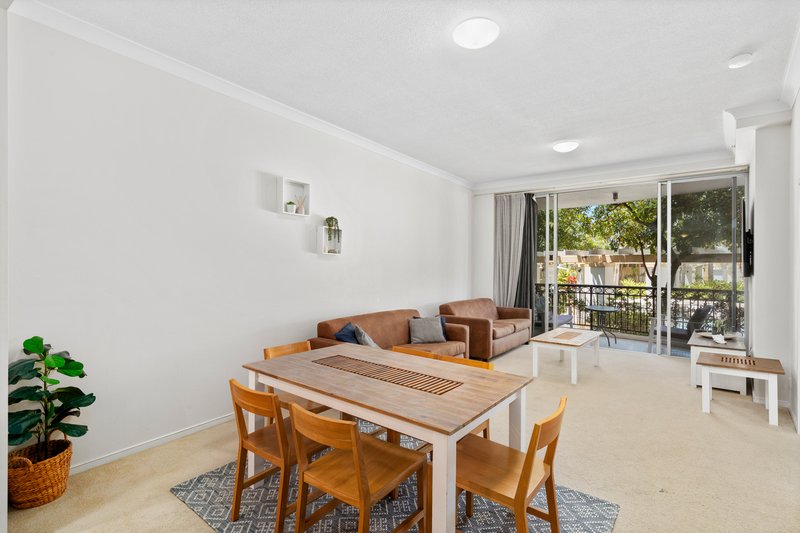 Photo - 2065/23 Ferny Avenue, Surfers Paradise QLD 4217 - Image 2