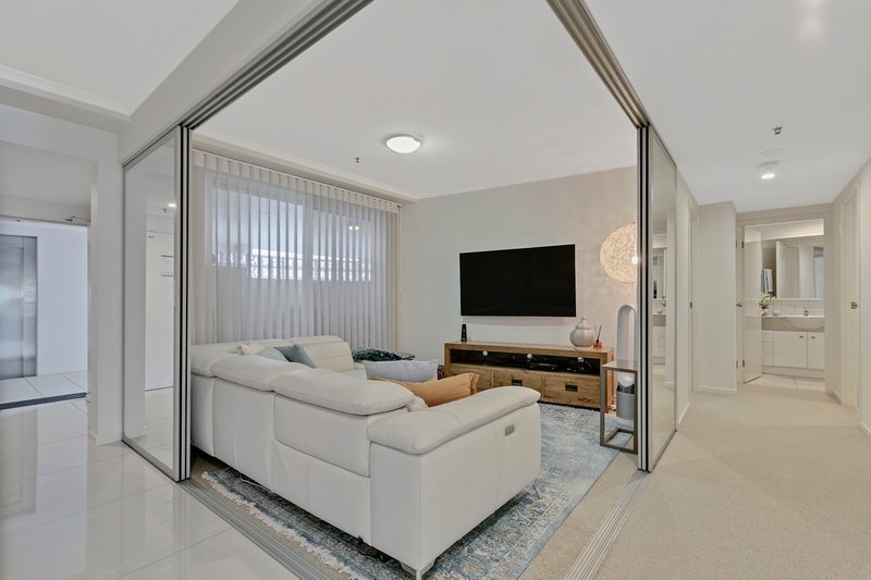 Photo - 206/6 Wharf Street, Maroochydore QLD 4558 - Image 12