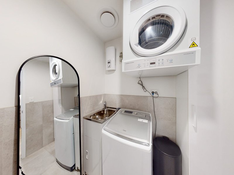 Photo - 206/68 Sir Fred Schonell Drive, St Lucia QLD 4067 - Image 9