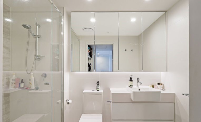 Photo - 2067/123 Cavendish Road, Coorparoo QLD 4151 - Image 5