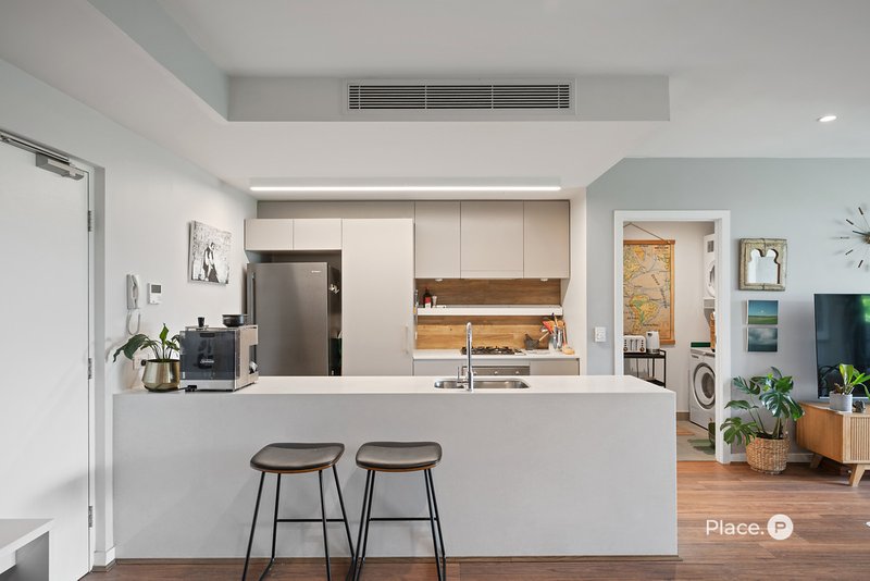Photo - 206/8 Donkin Street, West End QLD 4101 - Image 3