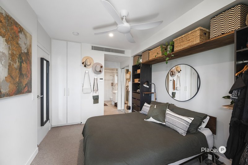 Photo - 206/8 Donkin Street, West End QLD 4101 - Image 13