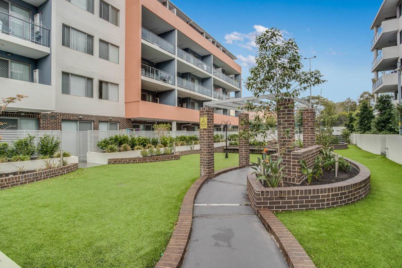 Photo - 206/8C Myrtle Street, Prospect NSW 2148 - Image 8