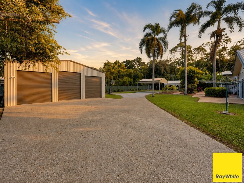 Photo - 207-215 Bruce Highway, Edmonton QLD 4869 - Image 2