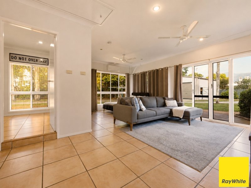 Photo - 207-215 Bruce Highway, Edmonton QLD 4869 - Image 28