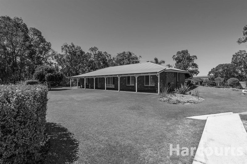 207 Armstrong Hills Drive, Lake Clifton WA 6215