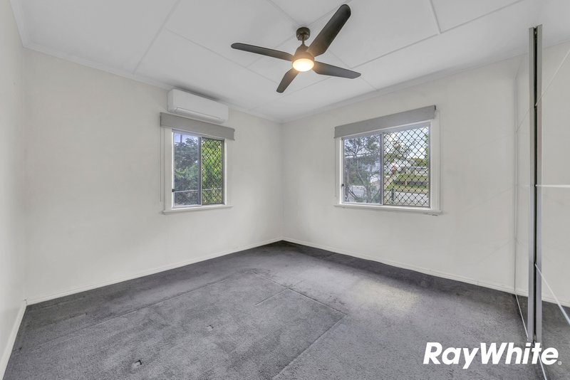 Photo - 207 Blackstone Road, Silkstone QLD 4304 - Image 10