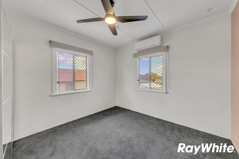 Photo - 207 Blackstone Road, Silkstone QLD 4304 - Image 11