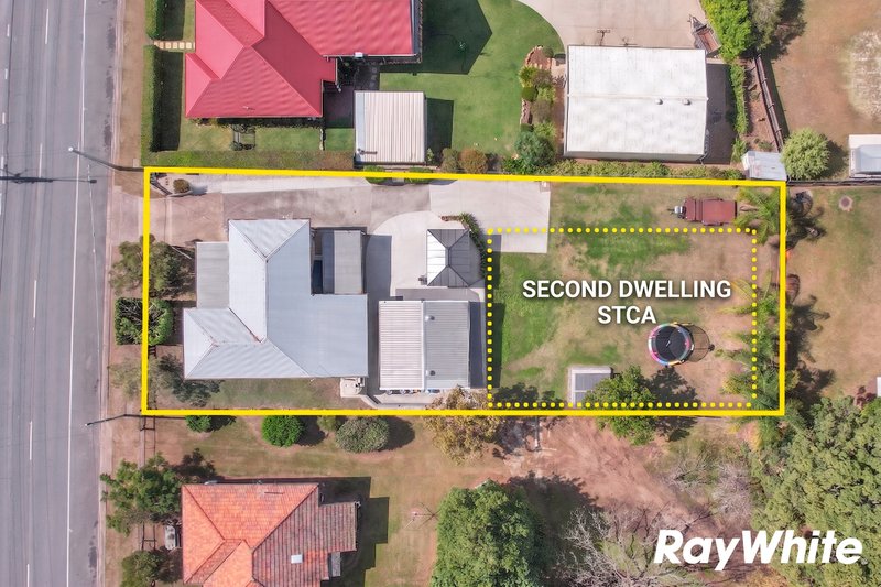 Photo - 207 Blackstone Road, Silkstone QLD 4304 - Image 20