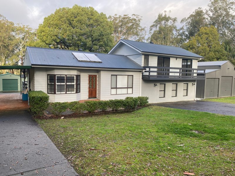 207 Currans Road, Cooranbong NSW 2265