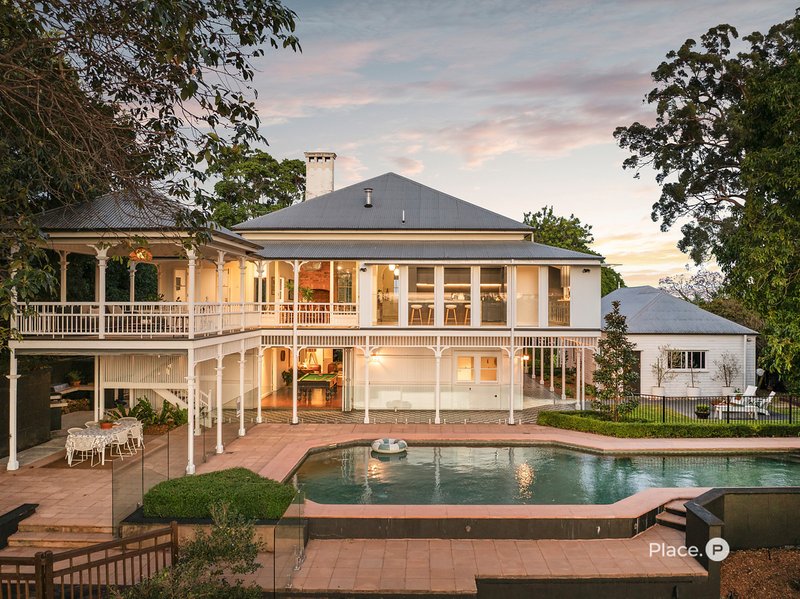Photo - 207 Dewar Terrace, Corinda QLD 4075 - Image 2