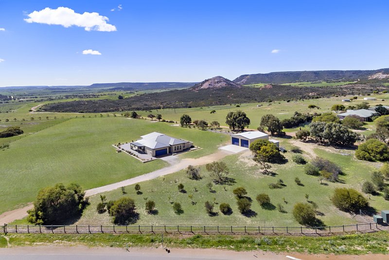 207 Eliza Shaw Drive, White Peak WA 6532