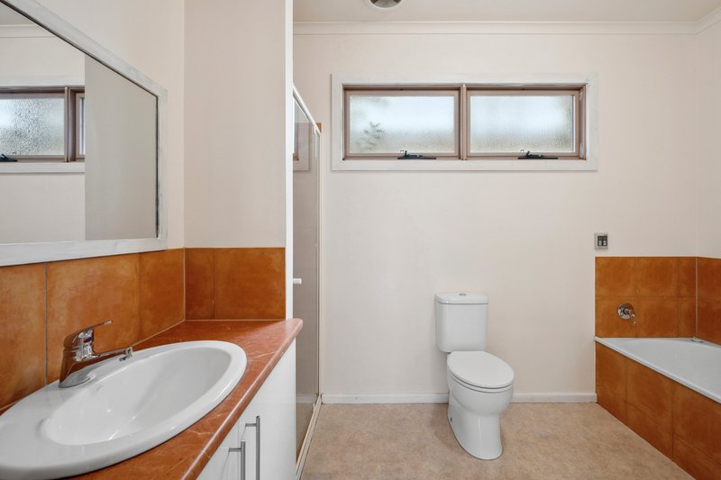 Photo - 207 Kilgour Street, East Geelong VIC 3219 - Image 9