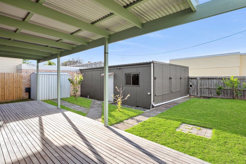 Photo - 207 Kilgour Street, East Geelong VIC 3219 - Image 10