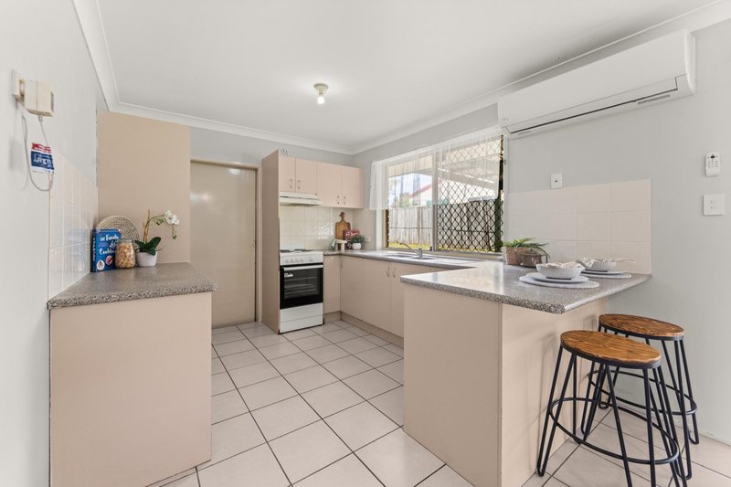 Photo - 207 Logan Street, Eagleby QLD 4207 - Image 8