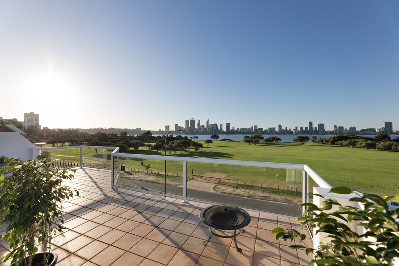 Photo - 207 Mill Point Road, South Perth WA 6151 - Image 2