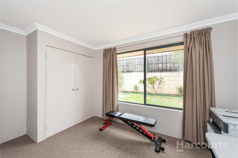 Photo - 207 Peelwood Parade, Halls Head WA 6210 - Image 17