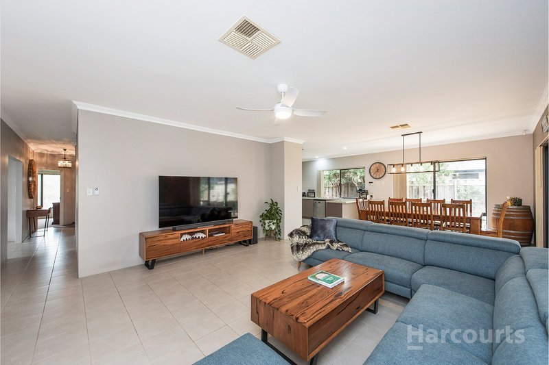 Photo - 207 Peelwood Parade, Halls Head WA 6210 - Image 22