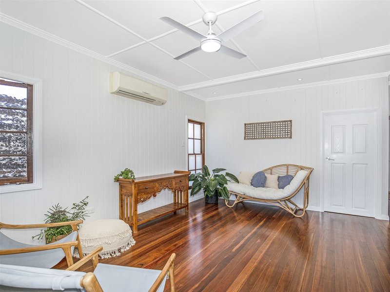 Photo - 207 Rainbow Street, Sandgate QLD 4017 - Image 4