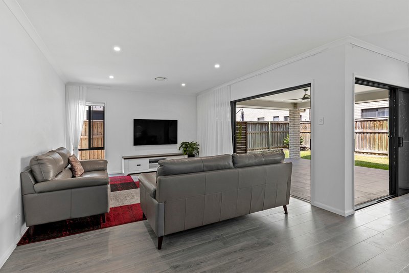 Photo - 207 Richard Road, Mango Hill QLD 4509 - Image 8