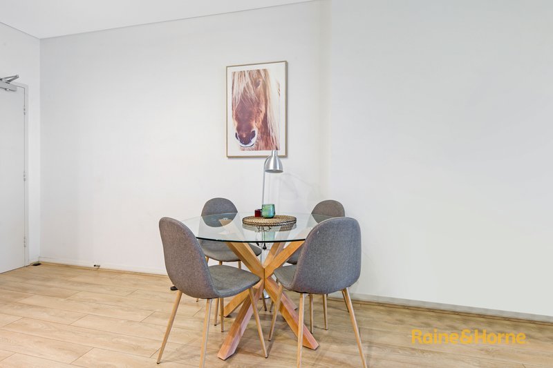 Photo - 2070/2E Porter Street, Ryde NSW 2112 - Image 4