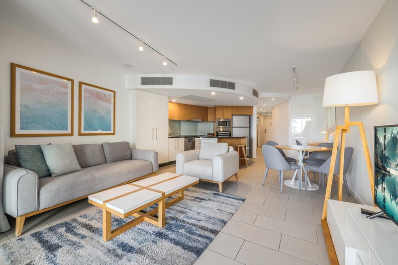 Photo - 207/10 Leeding Terrace, Caloundra QLD 4551 - Image 4
