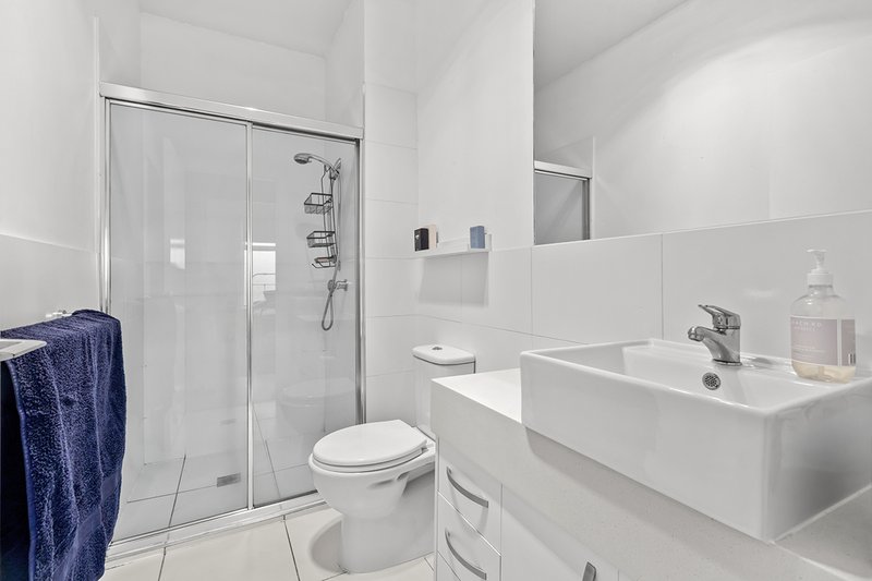 Photo - 207/135 Lower Dandenong Road, Mentone VIC 3194 - Image 7