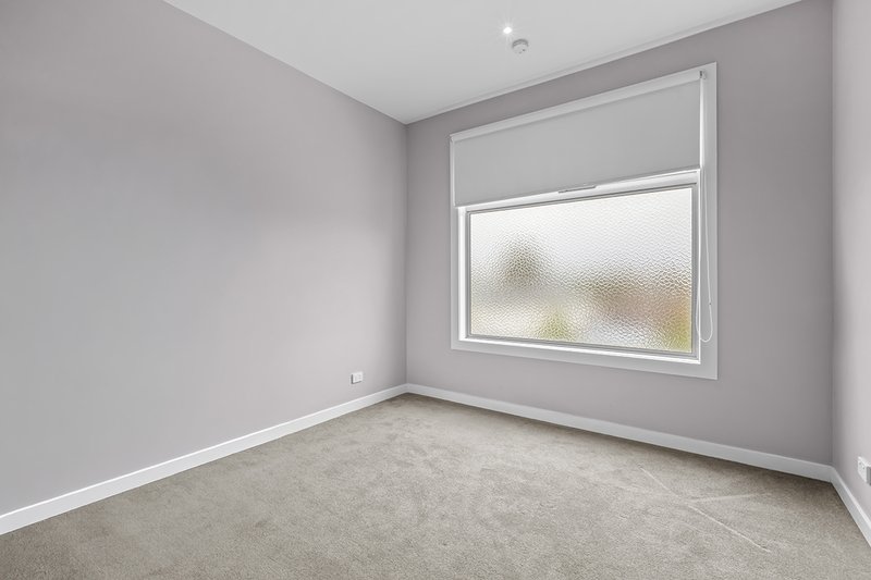 Photo - 207/135 Lower Dandenong Road, Mentone VIC 3194 - Image 8