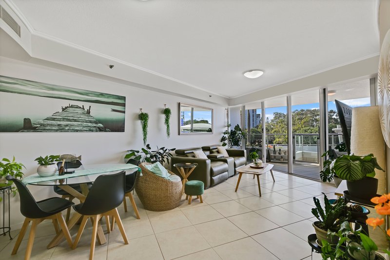 Photo - 207/14 Aerodrome Road, Maroochydore QLD 4558 - Image 4