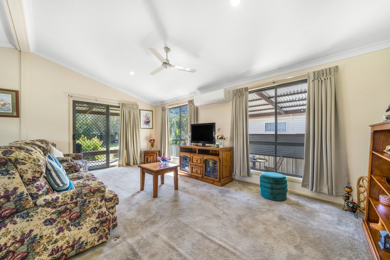 Photo - 207/16 Hassall Street, Esk QLD 4312 - Image 6