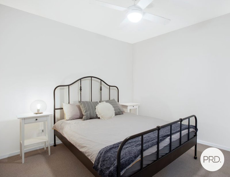 Photo - 207/21 Challis Street, Dickson ACT 2602 - Image 4
