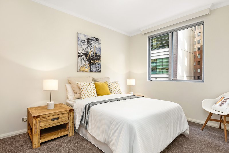 Photo - 207/298 Sussex Street, Sydney NSW 2000 - Image 2