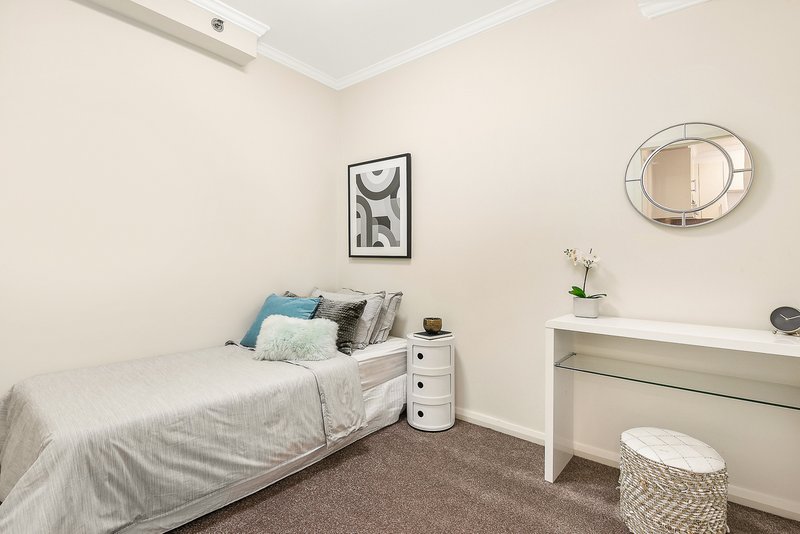 Photo - 207/298 Sussex Street, Sydney NSW 2000 - Image 3