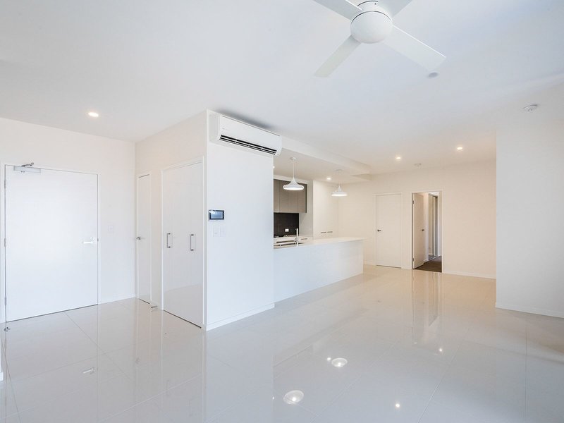 Photo - 20/73-77 Chestnut Street, Wynnum QLD 4178 - Image 1