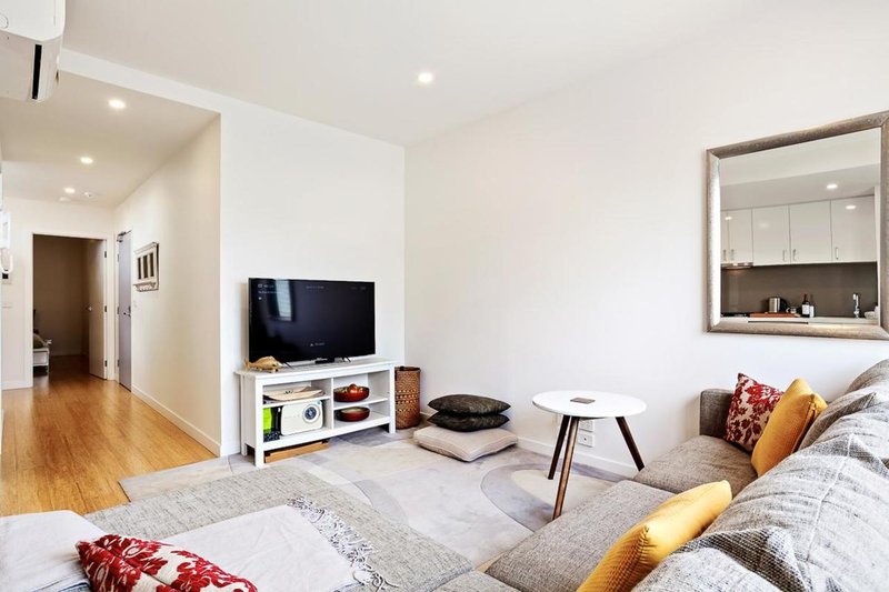 Photo - 207/33 Seymour Street, Preston VIC 3072 - Image 5