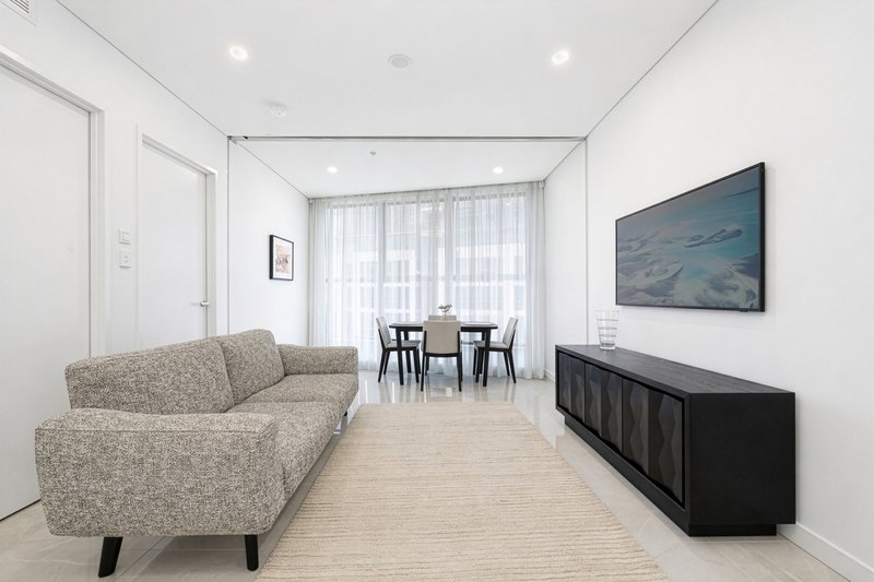 Photo - 207/4 Finch Drive, Eastgardens NSW 2036 - Image 2