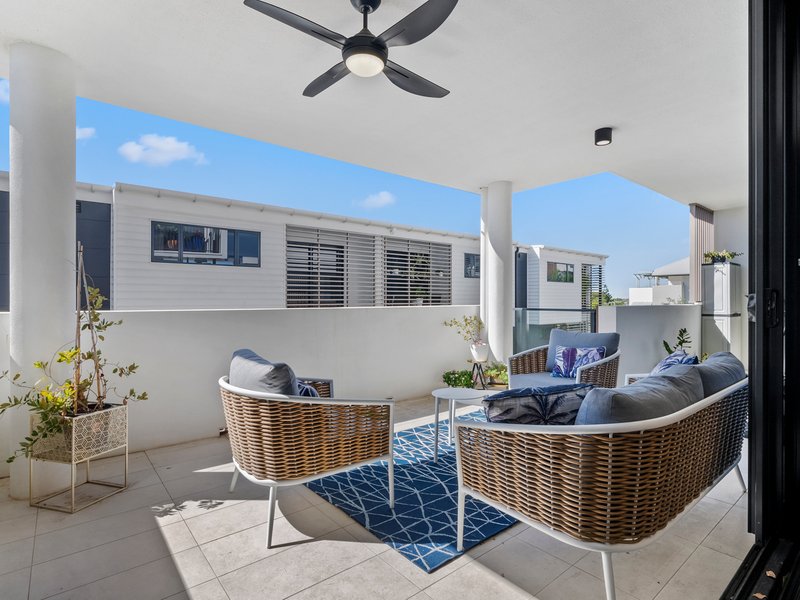 Photo - 207/48 Bride Street, Wynnum QLD 4178 - Image 12