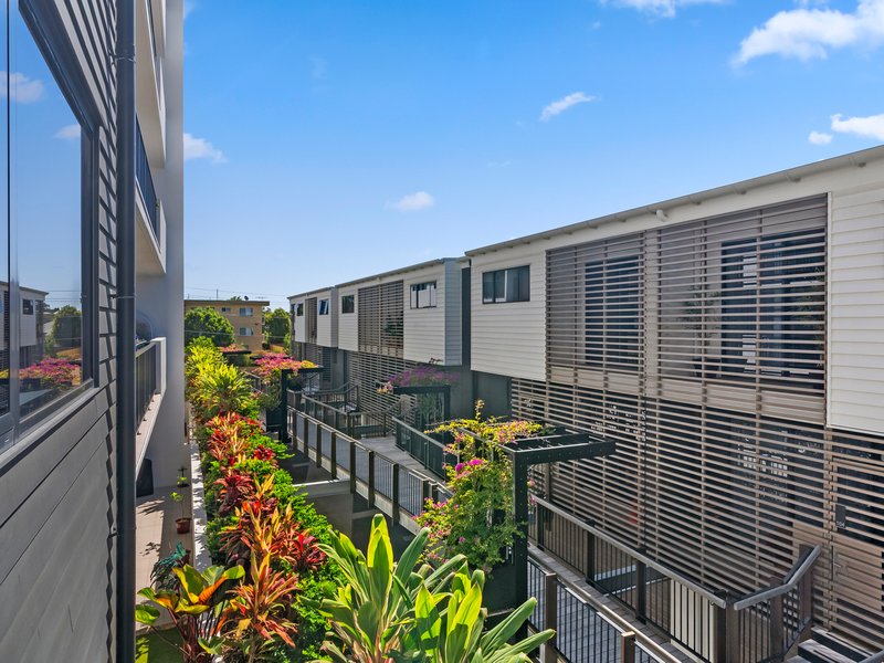 Photo - 207/48 Bride Street, Wynnum QLD 4178 - Image 32