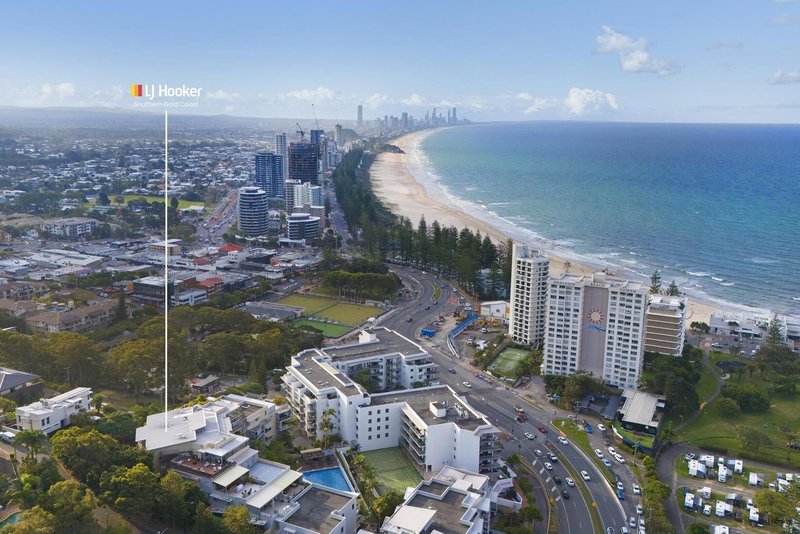 Photo - 2075/1 Ocean Street, Burleigh Heads QLD 4220 - Image 1