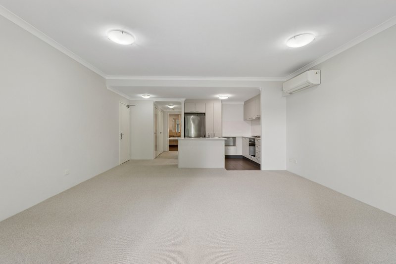 Photo - 20/76 Newcastle Street, Perth WA 6000 - Image 8