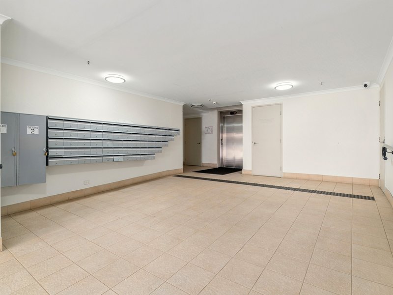 Photo - 20/76 Newcastle Street, Perth WA 6000 - Image 20