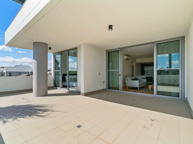 Photo - 207/9 Tully Road, East Perth WA 6004 - Image 21