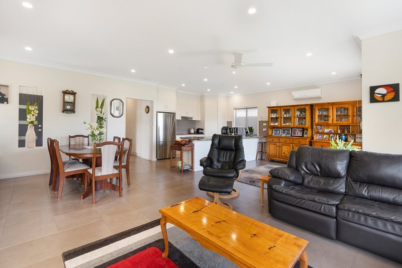 Photo - 208 Excelsior Parade, Hindmarsh Island SA 5214 - Image 7