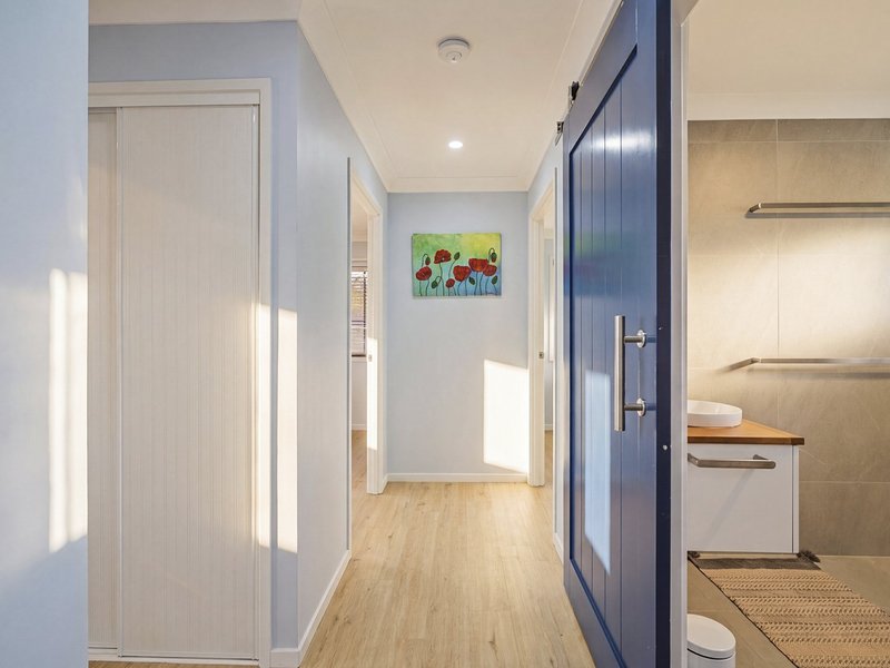 Photo - 20/8 Spinnaker Drive, Sandstone Point QLD 4511 - Image 21