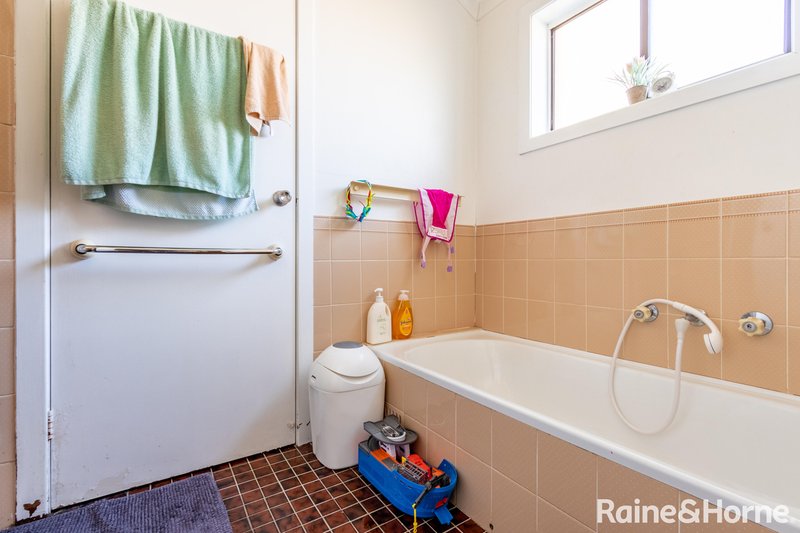 Photo - 208 Suttor Street, Windradyne NSW 2795 - Image 9